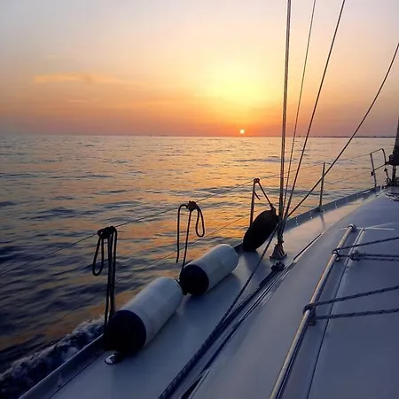 Hotel en barco Eolie Sailing Boat *